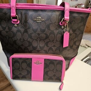 Coach Tote And Wallet